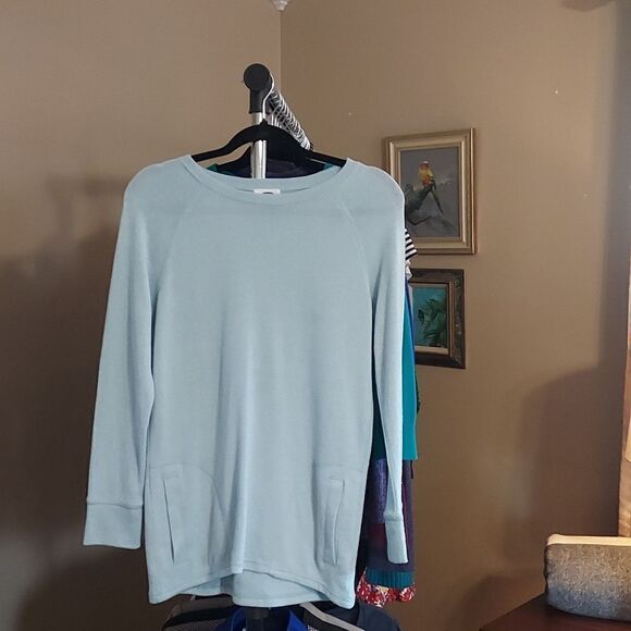 Old Navy Fine Knit Sweater Like Pullover Size Extra Large - Picture 1 of 4